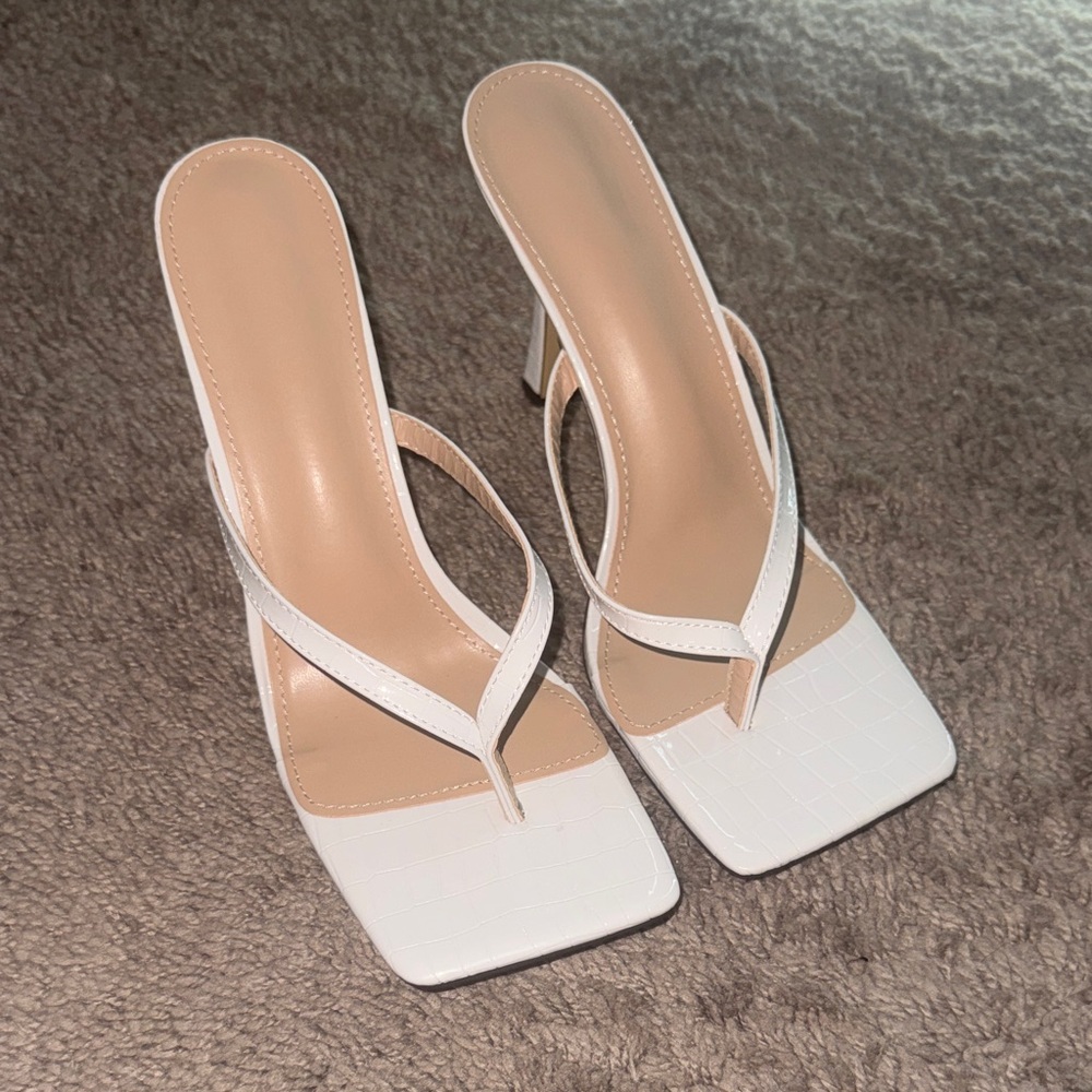SHEIN White Square-Toe Heels